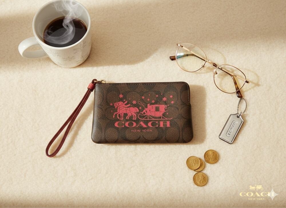Coach Corner Zip Wristlet in Signature Canvas - Horse and Sleigh - AUTHENTIC